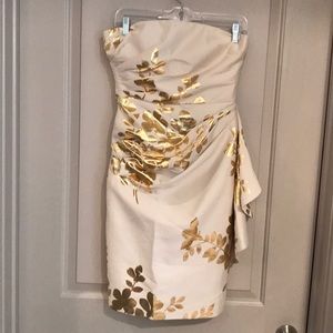 Pretty Strapless Maggy London Dress